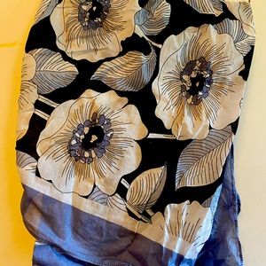 Vera Bradley Camellia Sarong